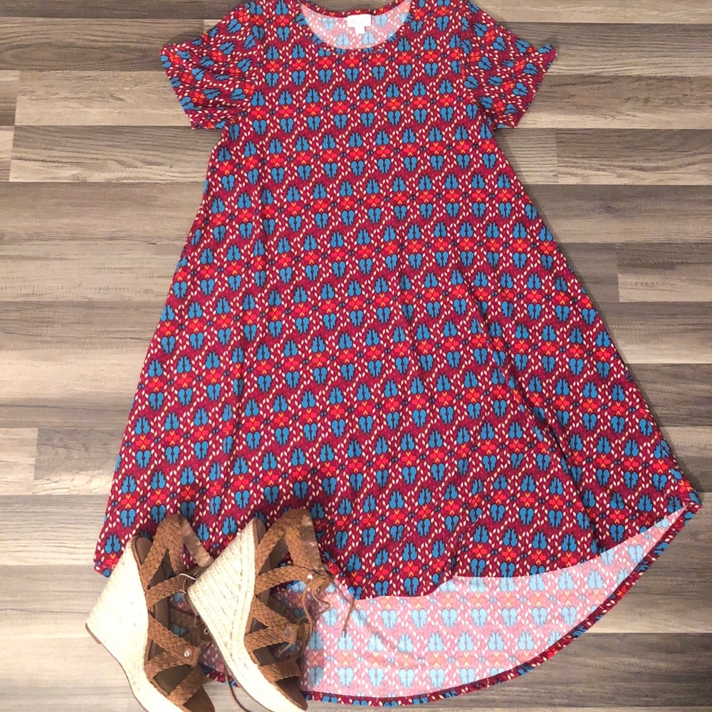GUC LULAROE LLR Carly Dress Size Small